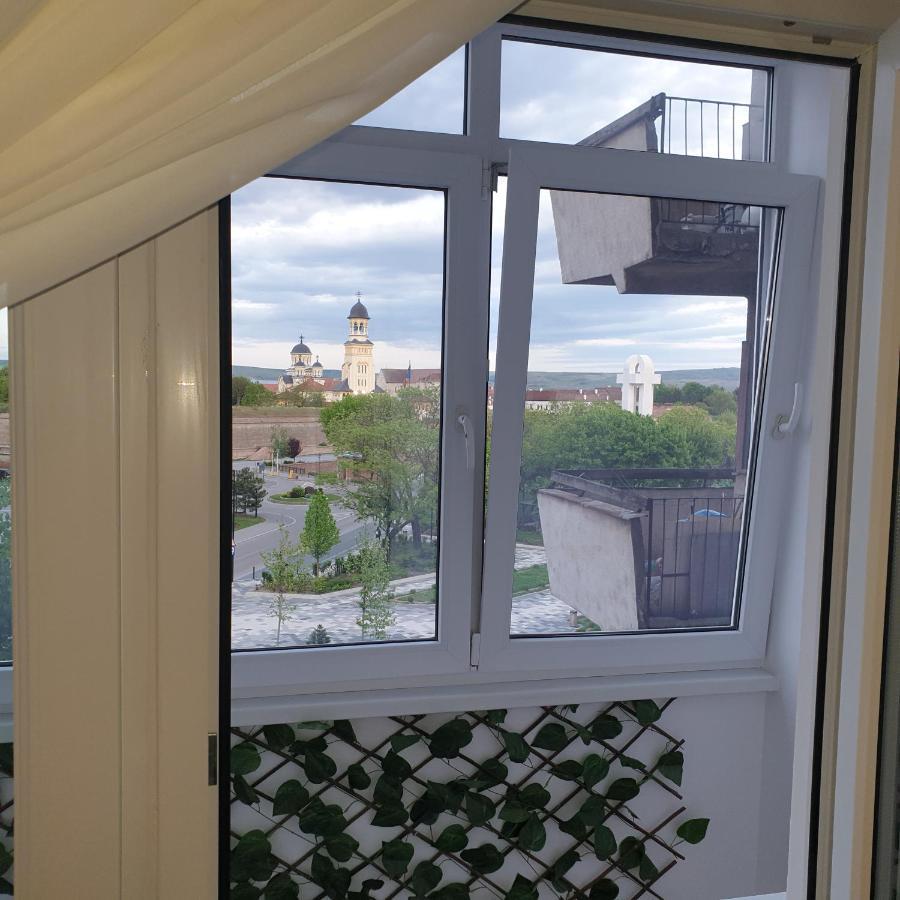 Apartament Carolina Parc Алба Юлия Екстериор снимка