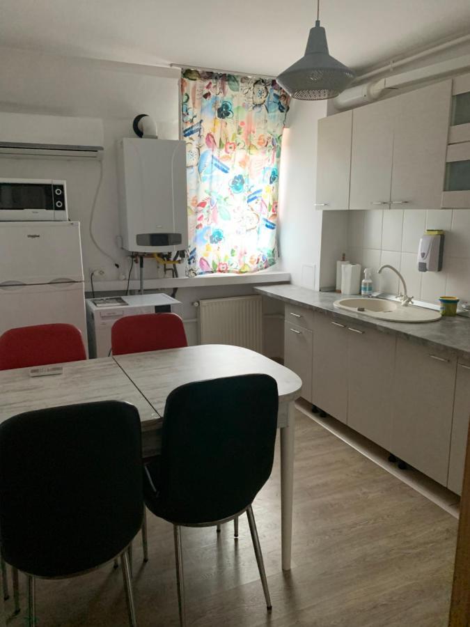 Apartament Carolina Parc Алба Юлия Екстериор снимка