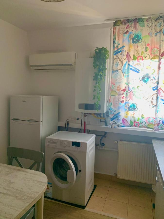 Apartament Carolina Parc Алба Юлия Екстериор снимка