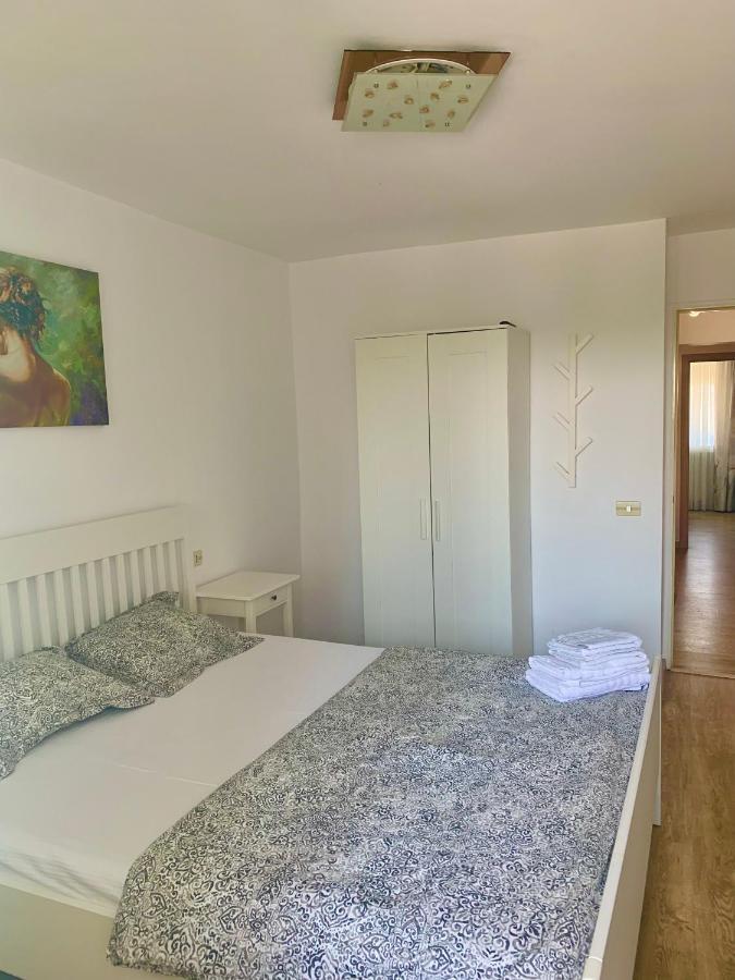 Apartament Carolina Parc Алба Юлия Екстериор снимка