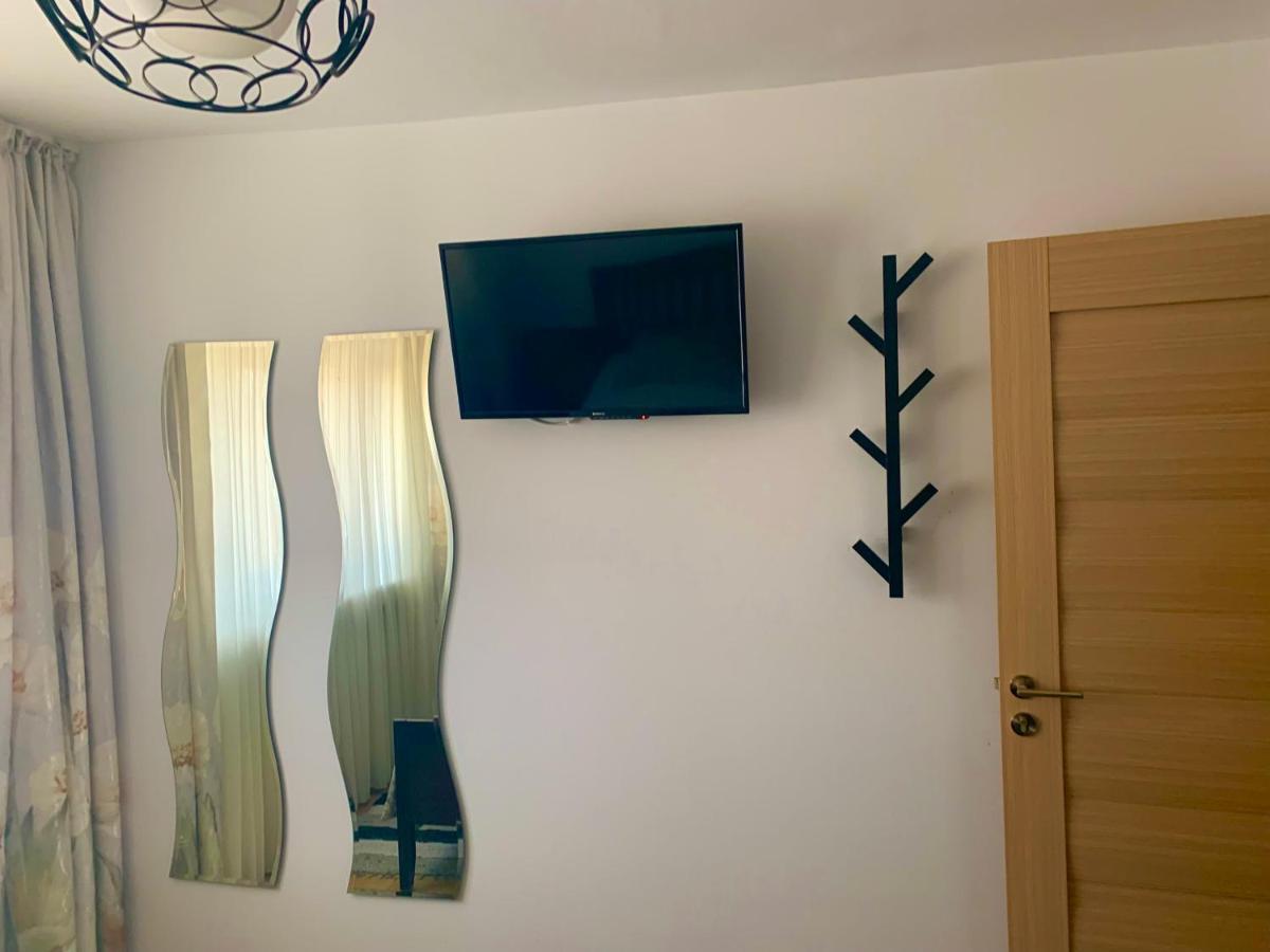 Apartament Carolina Parc Алба Юлия Екстериор снимка